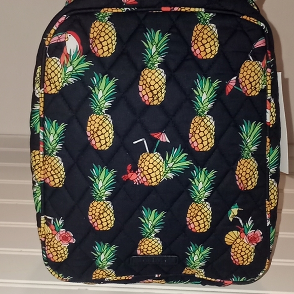 Vera Bradley Toucan Party Lunch B… - Picture 8 of 12